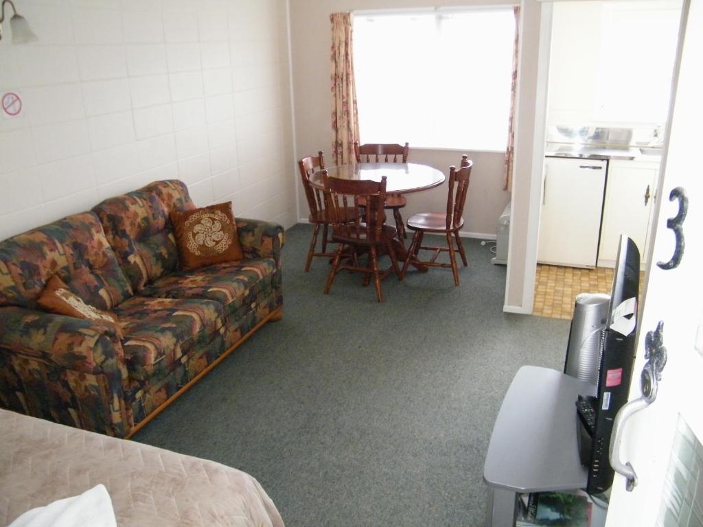 Colonial City Motel Hamilton Szoba fotó
